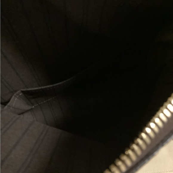 Louis Vuitton Empreinte Petillante Clutch with dustbag and box included EUC - Picture 11 of 11